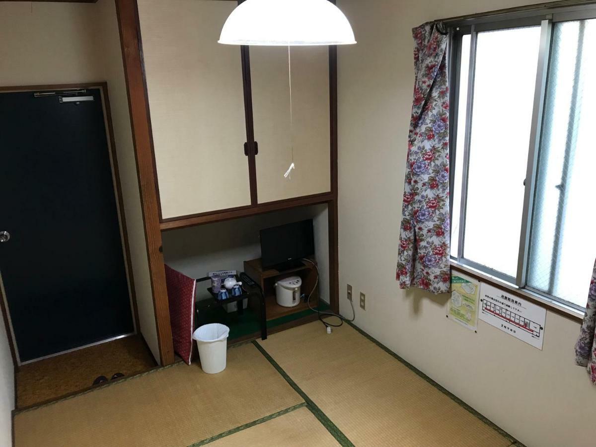 Business Ryokan Asahi ฟูกุโอกะ ภายนอก รูปภาพ
